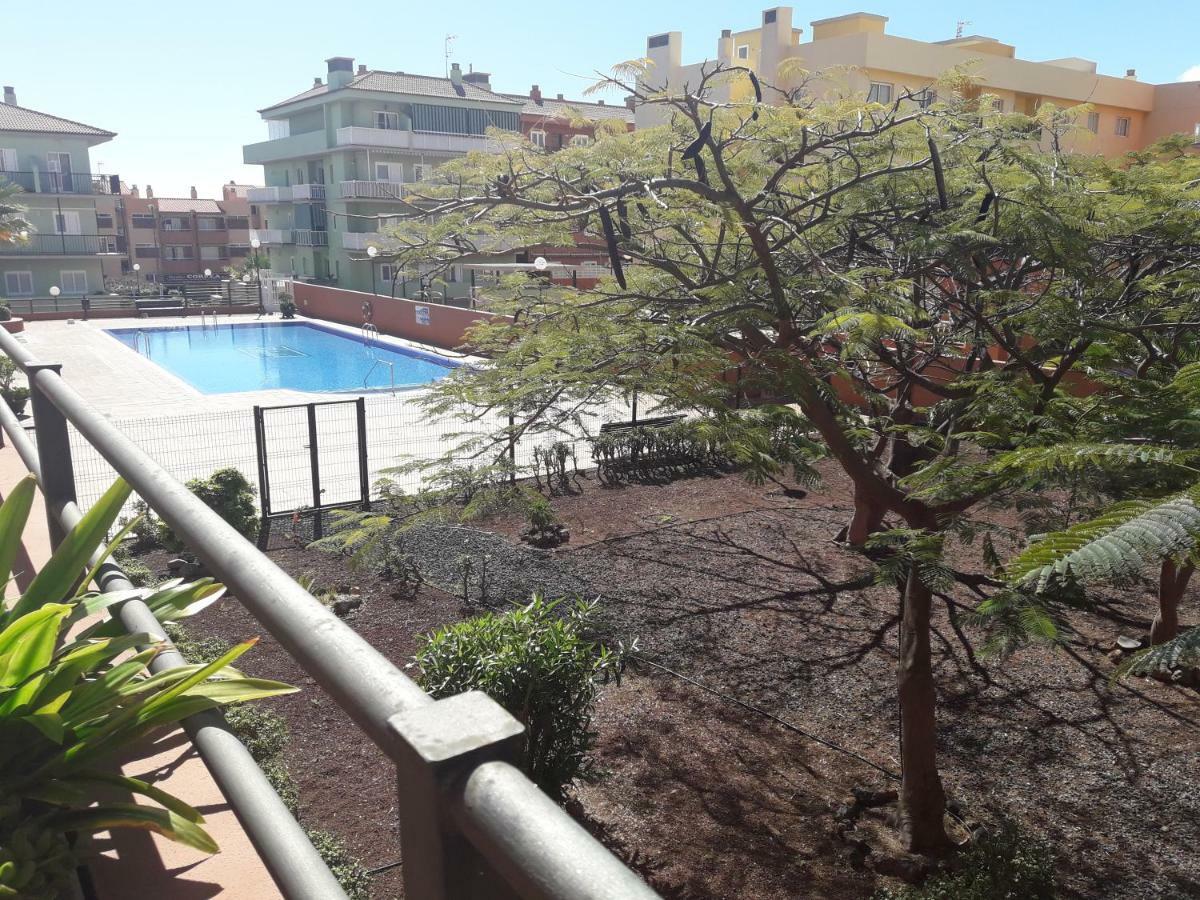 דירות קנדלריה Casa Leli מראה חיצוני תמונה