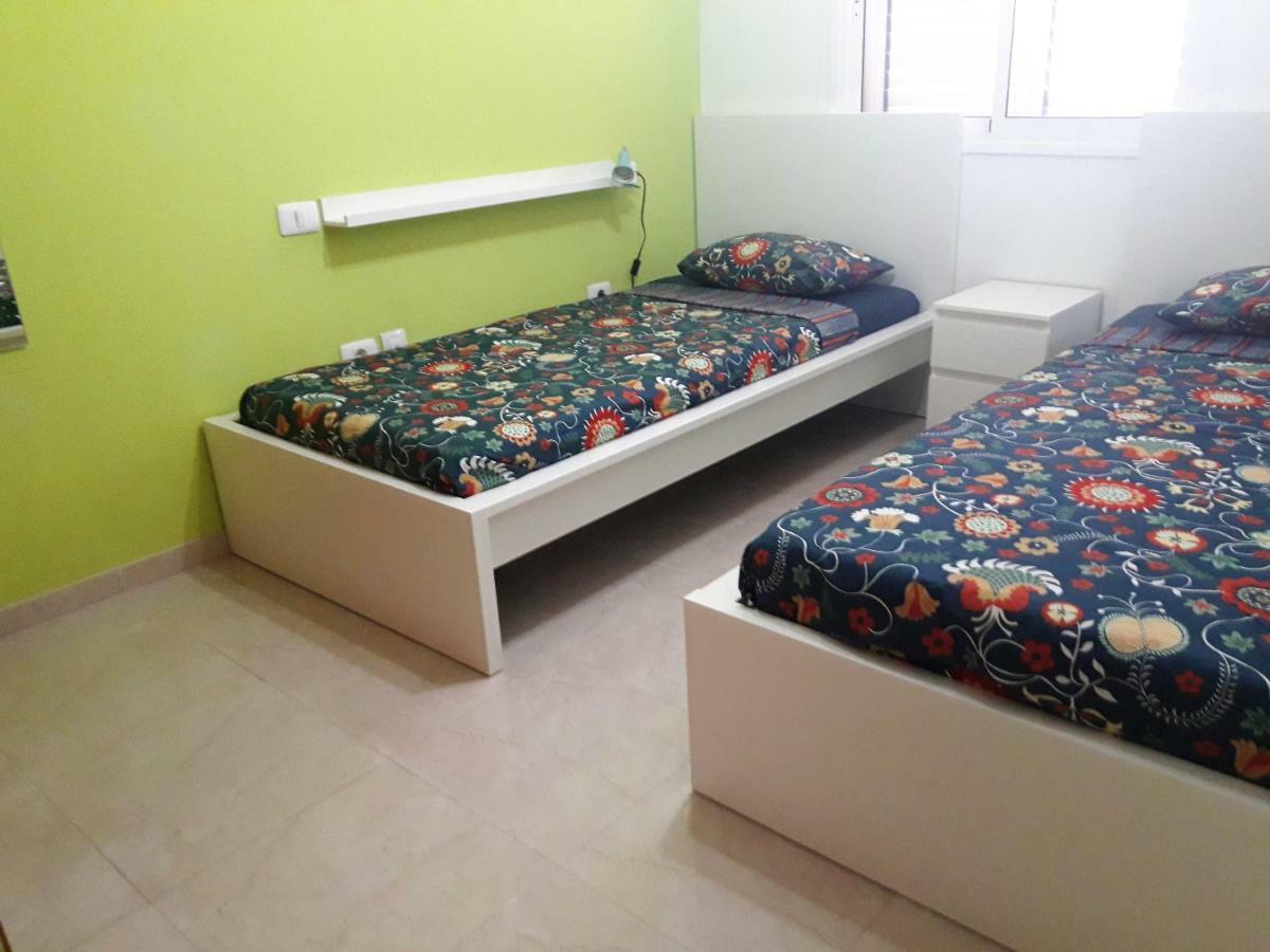 דירות קנדלריה Casa Leli מראה חיצוני תמונה