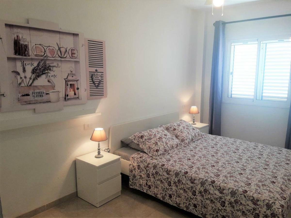 דירות קנדלריה Casa Leli מראה חיצוני תמונה